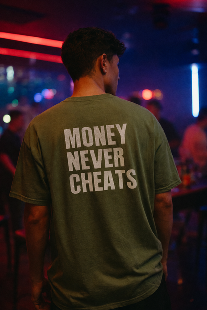 Unisex classic t- shirt Money never cheats